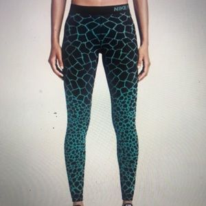 Nike pro compression leggings